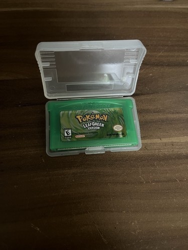 Pokémon leaf green version - leaf,