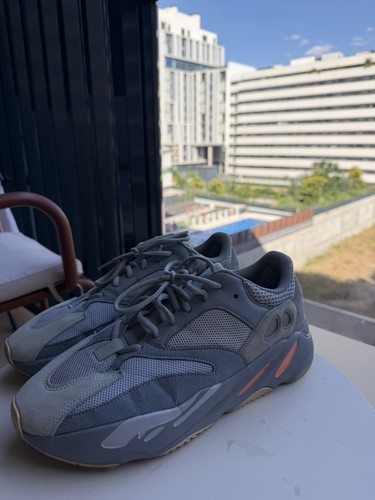 Adidas yeezy 700 wave runner - 700,