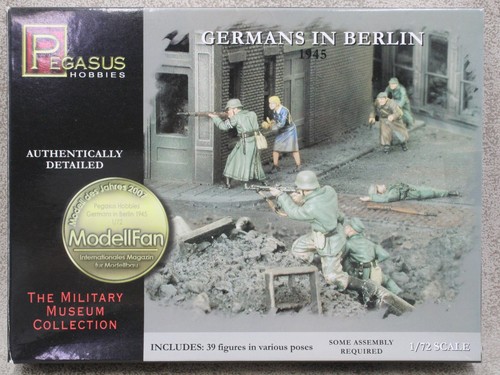 Ww2 germans in berlin - 1/72,
