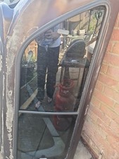 Nissan navara D40 CANOPY.Back