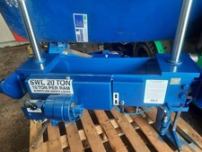 PIT JACK 20 TON AIR OPERATED 
