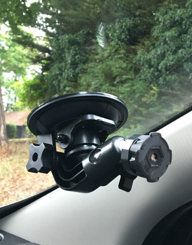 Compatible with quad lock go - &,