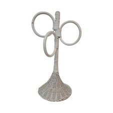 Vintage Shabby White Wicker