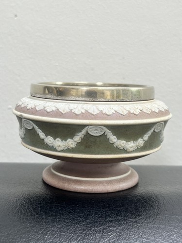 Wedgwood jasperware tri colour - wedgwood,