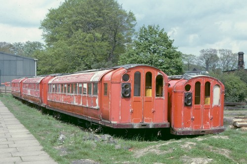 Glasgow underground tube - glasgow,
