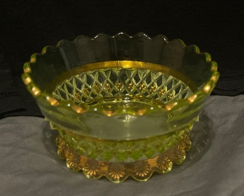 Antique nat glass co - antique,