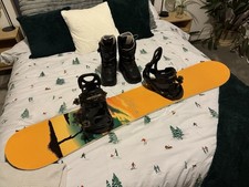 Women’s Burton Custom 48 Snowboard 145 Cm with size 6  Boots and Bindings 