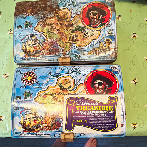 Cadbury treasure biscuits 400g - treasure,