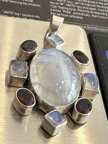 Moonstone garnet gemstone - moonstone,