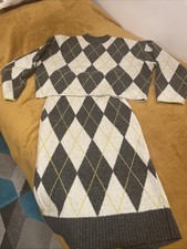 Pringle Of Scotland Ladies Jumper And Skirt Size S/M