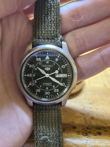Seiko 7s26 02j0 - 5, 37mm