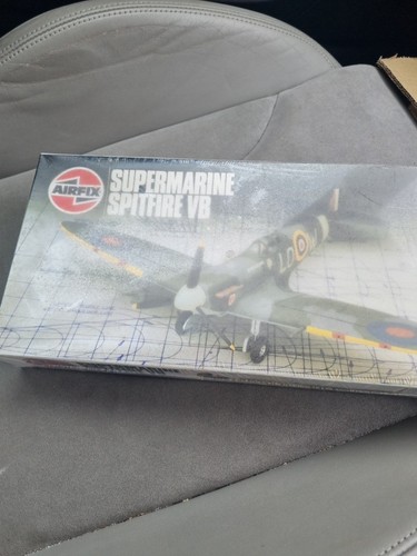 Airfix 04100 supermarine - airfix,