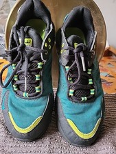 NIKE SPORTSWEAR FOR OLDER KIDS AIR MAX SIZE 5