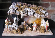 Stunning Vintage Nativity Set Stable Scene Manger Crib Creche Christmas Xmas Hut