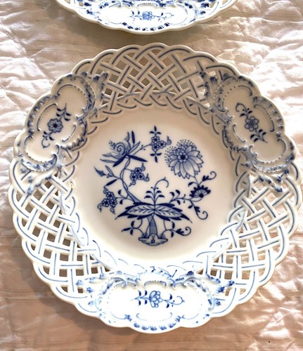 Antique meissen crossed swords - crossed,