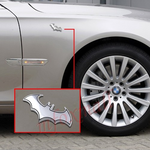 Chrome silver bat - 3d,