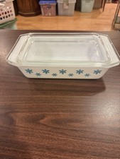 Vtg Pyrex Turquoise Snowflake