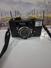 Konica c35 point shoot - point,