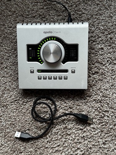 Universal audio apollo - universal, twin