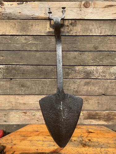 Vintage hay spade handle - hay, no