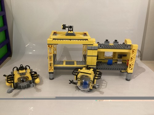 Lego deep sea - deep, station
