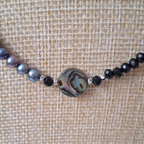 Peacock freshwater pearls - pearls, and