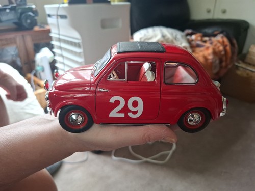Fiat 500 scale diecast - 1/18,