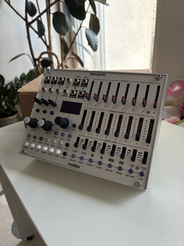 Intellijel metropolix solo - metropolix,