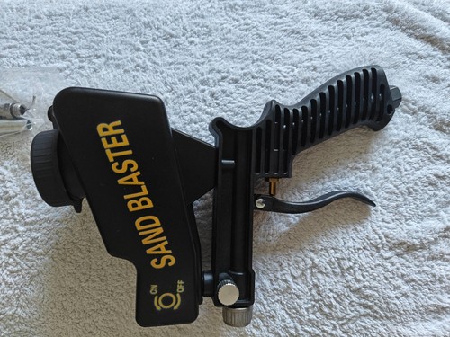 Portable sand blasting - sand, air