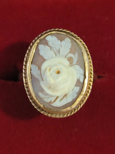 Vintage 9ct gold - cameo, ring