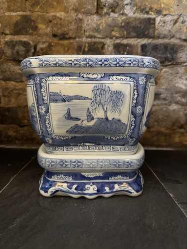 Blue white chinese porcelain - blue,