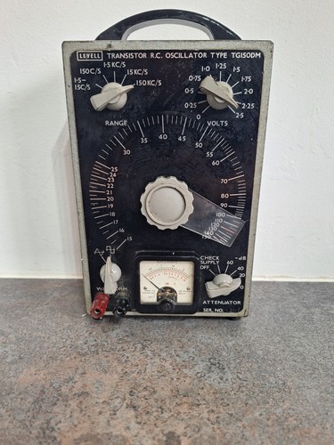 Levell oscillator type - r.c.,