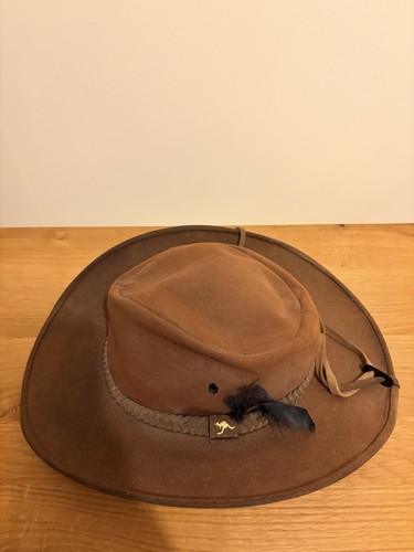 Mountain mac brown oilskin - mountain,