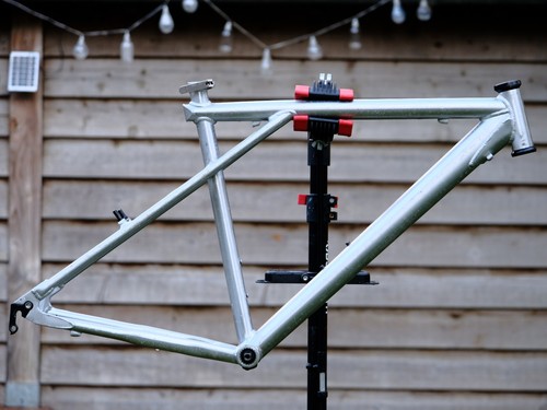 Avalanche 1999 frame - gt,