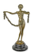 A bronze sculpture dancer