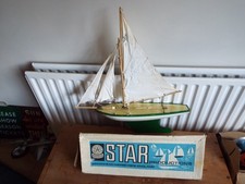 Vintage Star SY5 Northern Star Large Pond Yacht All original With BOX