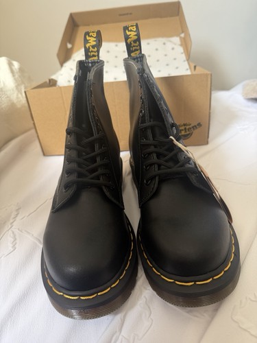 Brand new martens - martens, 6