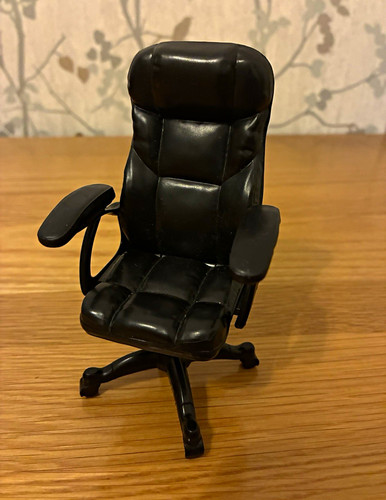 Wwe black swivel commentator - swivel,