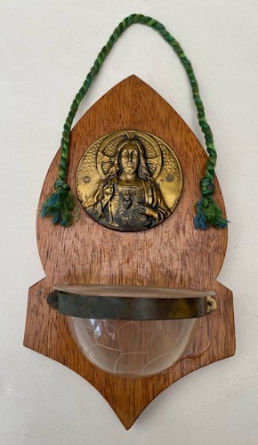 Vintage french holy - holy, font