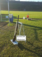 OUTDOOR FOLDING 4 GUN RACK /