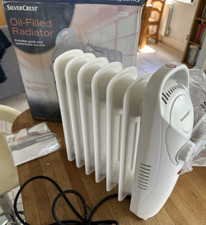 Unused 7-Fin Oil-filled Radiator 600W  Adjustable Thermostat - White 33x38x14cm
