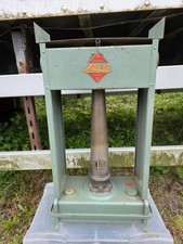 VINTAGE ALADDIN PARAFFIN