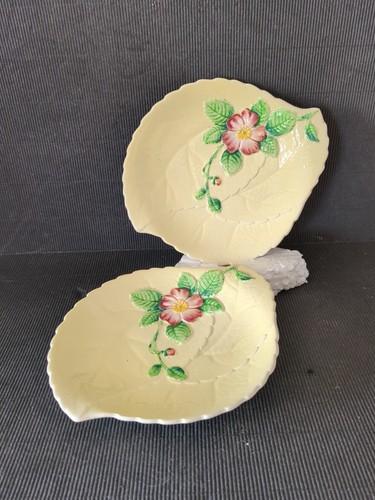 Pair vintage carlton - pair,