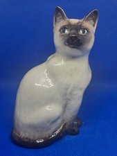BESWICK CAT SIAMESE CAT SEATED