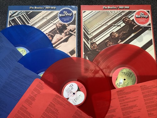 The beatles red and blue - red,
