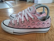 Converse Hello Kitty Chuck
