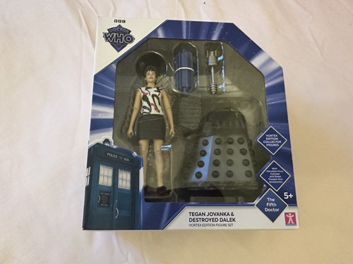Tegan jovanka destroyed dalek - jovanka,