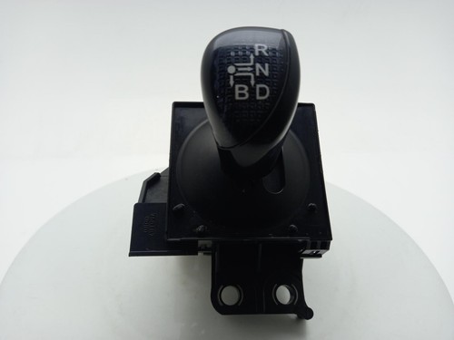 Toyota auris gear lever - toyota,