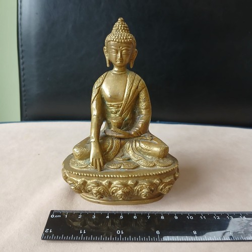 Sitting buddha w10 h13cm - w10,