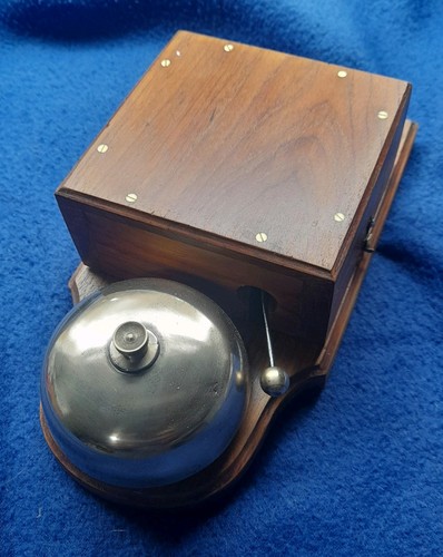 Vintage period electric door - electric,